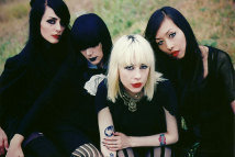 Dum Dum Girls, Girl Band movement