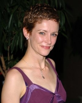 Leslie Hope Leslie Hope