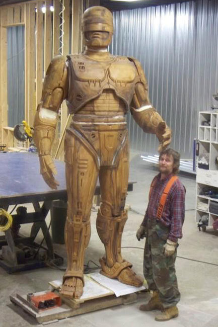 Robocop Statue Credit: Facebook