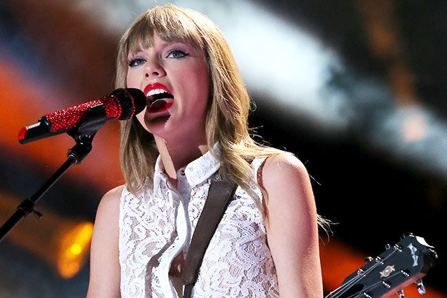 Taylor Swift performs at LP Field on day 1 of the 2013 CMA Music Festival    Featuring: Taylor Swift  Where: Nashville, TN, United States  When: 06 Jun 2013  Credit: Judy Eddy/WENN.com