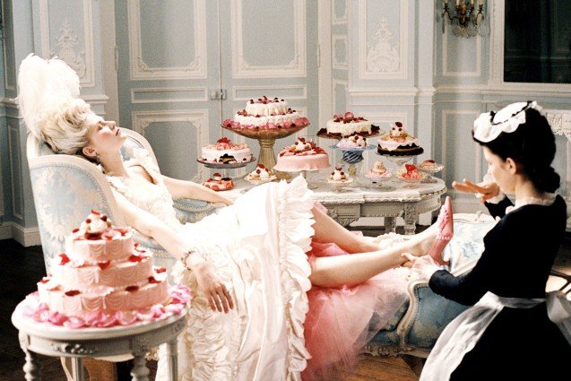 MARIE ANTOINETTE, Kirsten Dunst, (on left), 2006. Sony Pictures/courtesy Everett Collection