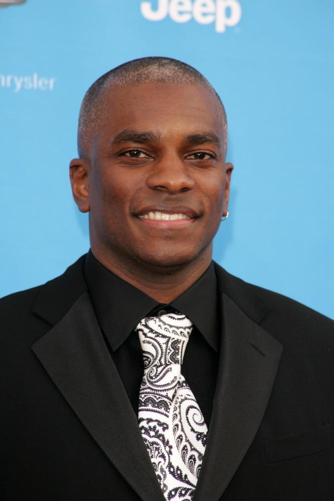 Eric Dean Seaton net worth salary