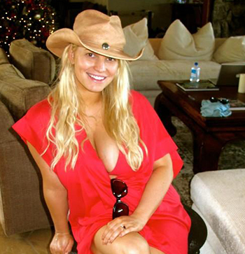Jessica Boobs 1