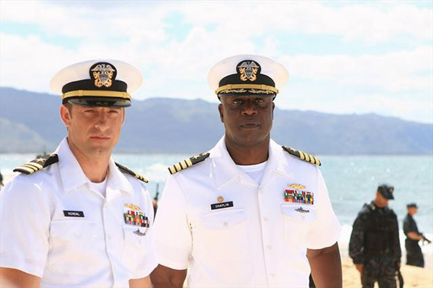 Last Resort Andre Braugher and Scott Speedman