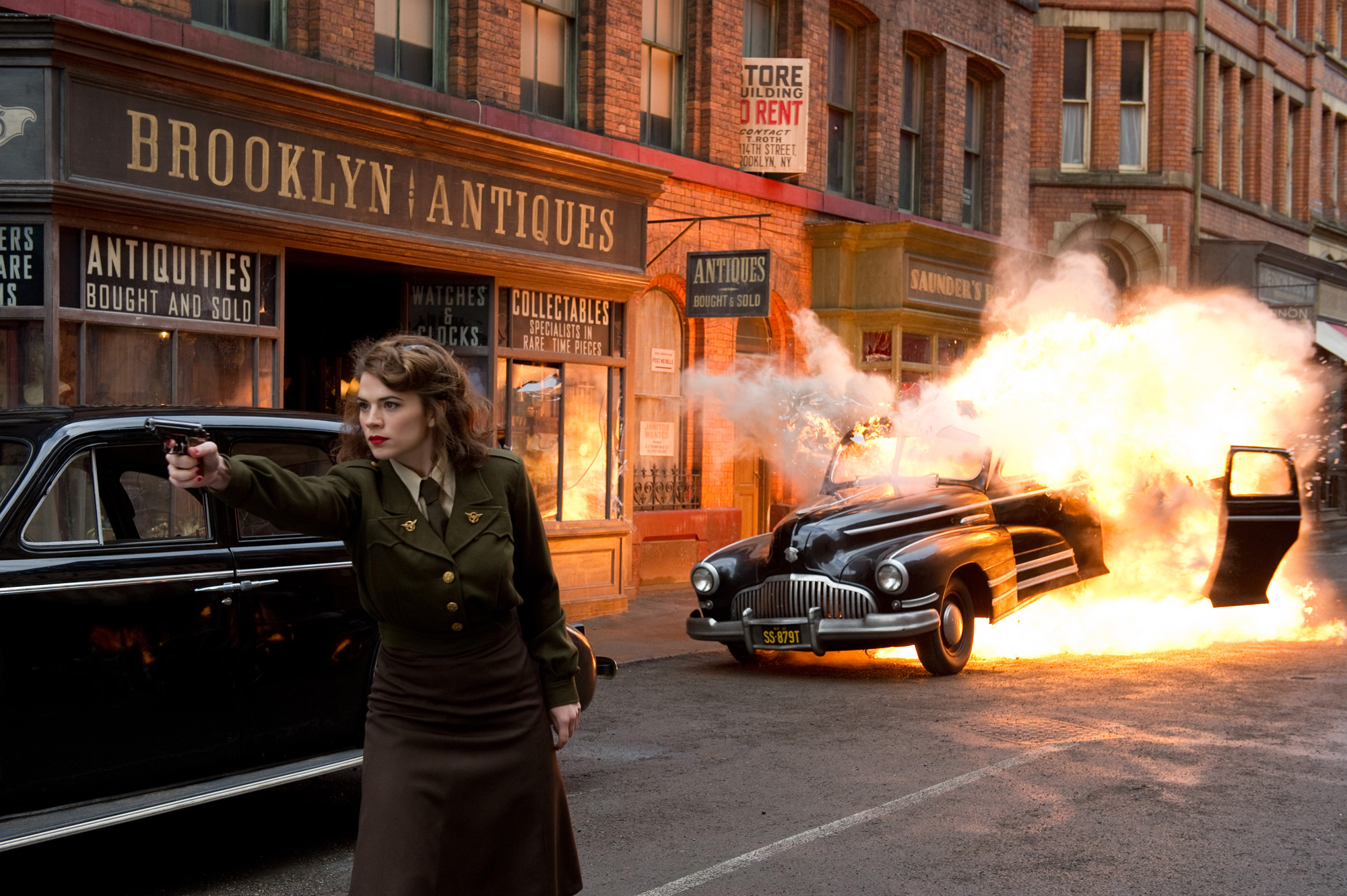 captainamericaset1.jpg