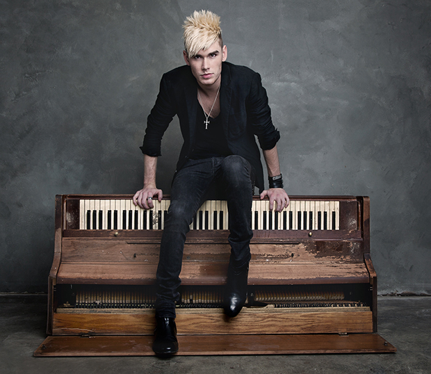 Colton Dixon's new album A Messenger