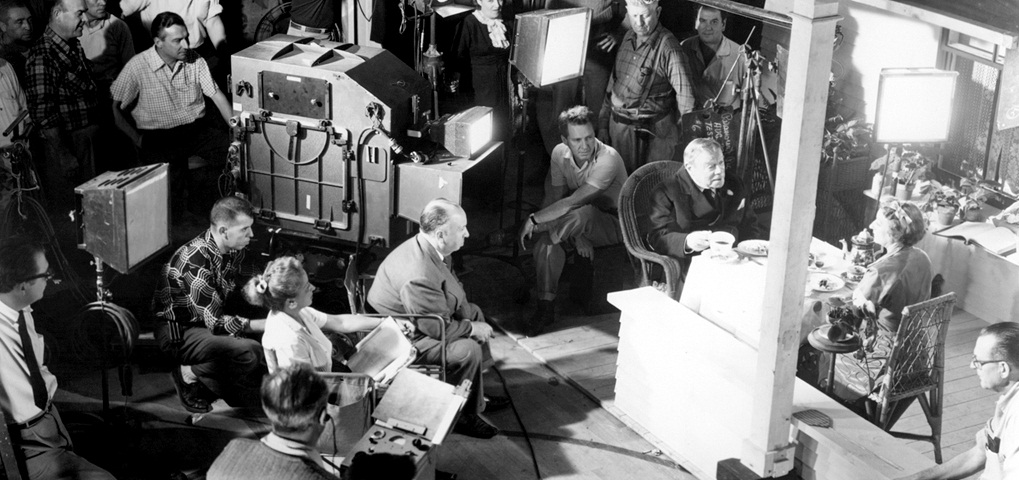 hitchcockdirecting.jpg