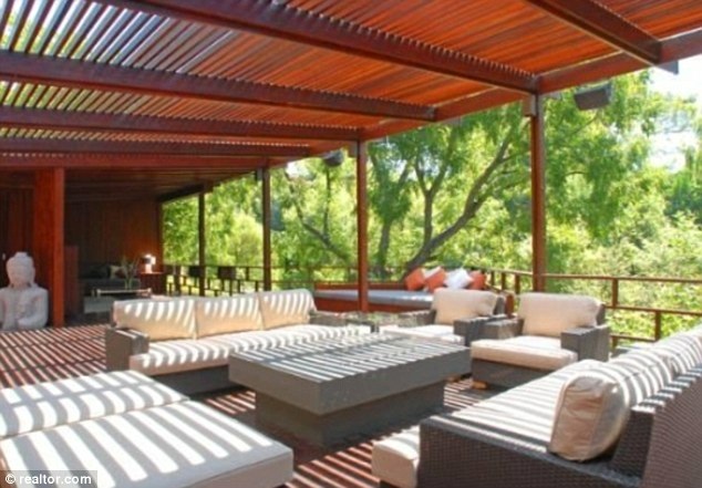 Tree House