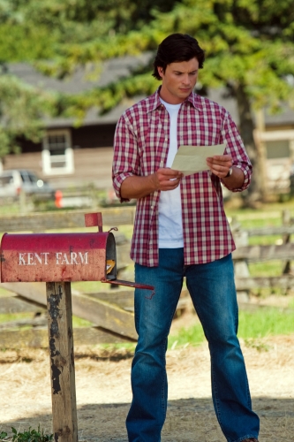 Smallville Season 10